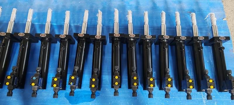 石化設(shè)備用-保護筒油缸